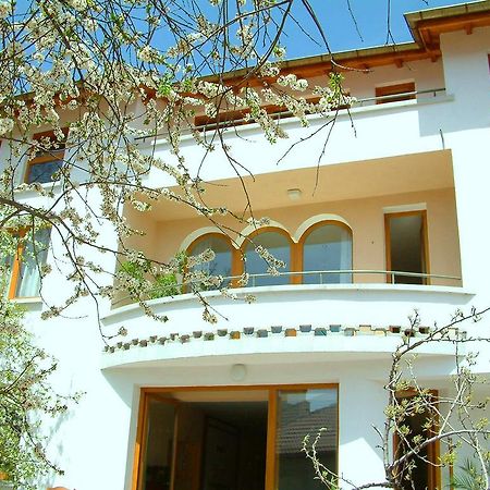 Family Hotel Sonata Samokov Exteriér fotografie