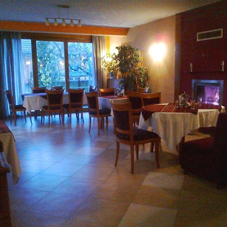 Family Hotel Sonata Samokov Exteriér fotografie