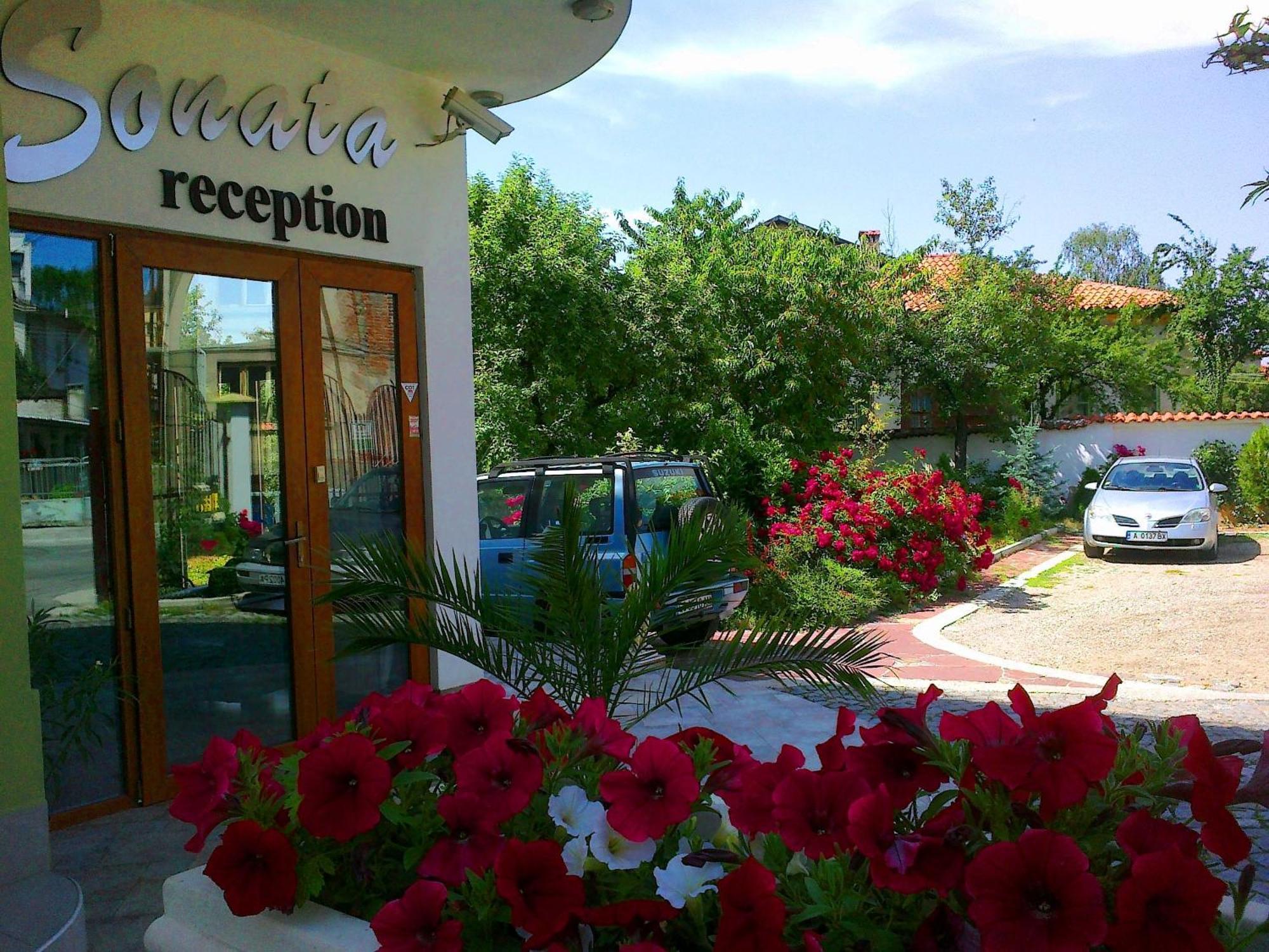 Family Hotel Sonata Samokov Exteriér fotografie