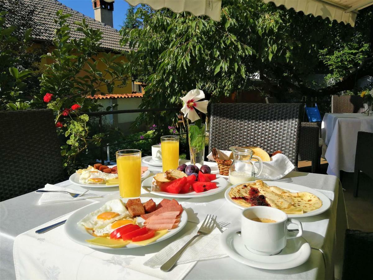 Family Hotel Sonata Samokov Exteriér fotografie